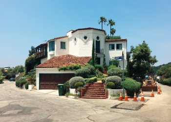 Closet Cleanout: How to Edit Your Wardrobe and Simplify Your Style